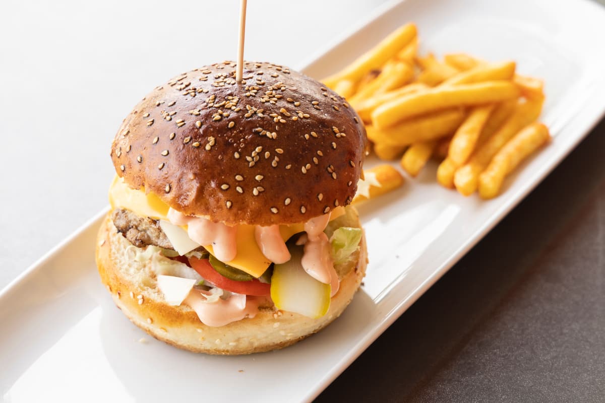 Luigi Beef Burger